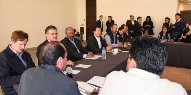 DIPUTADOS APLAZAN DISCUSIÓN DEL PEF 2020 POR BLOQUEOS