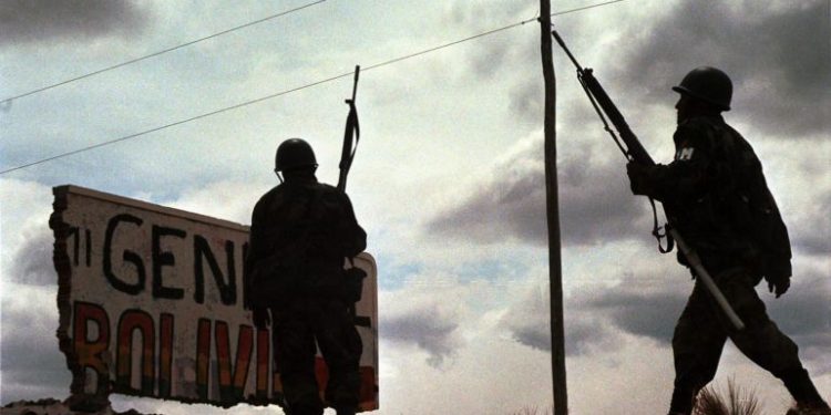 BOLIVIA DEROGA DECRETO QUE DABA INMUNIDAD A POLICÍAS