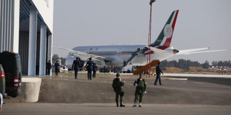 CALDERÓN Y PEÑA NIETO GASTARON MÁS DE 675 MDD EN AERONAVES