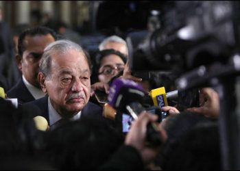 CARLOS SLIM APOYA POLÍTICA ECONÓMICA DEL GOBIERNO