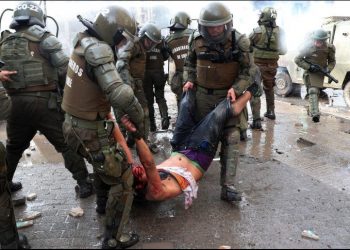 CHILE DECRETA «ALERTA SANITARIA» PARA TRATAR A HERIDOS EN PROTESTAS