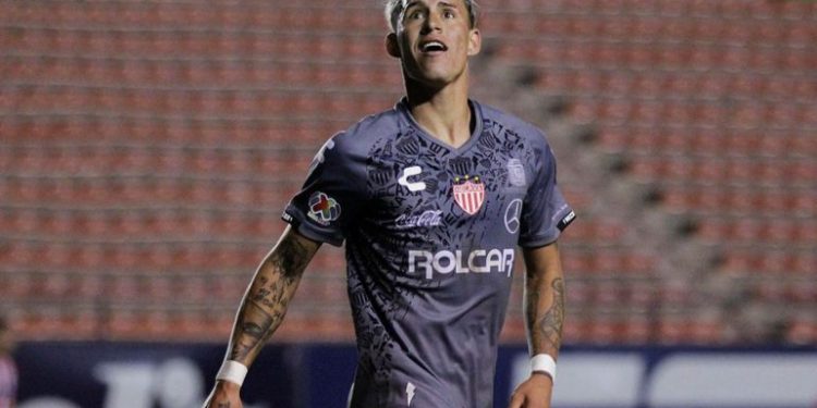 CRISTIAN CALDERÓN SERÍA NUEVO JUGADOR DE CHIVAS