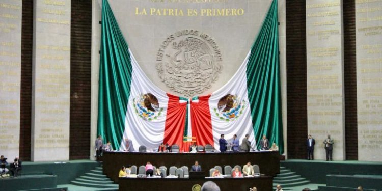 DIPUTADOS PREPARAN BOLSA DE 164 MDP DE NAVIDAD Y FIN DE AÑO