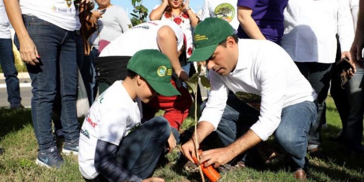 EL GOBERNADOR MAURICIO VILA DOSAL CONTINÚA PROMOVIENDO UN YUCATÁN VERDE