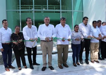 EQUIPA ADÁN AUGUSTO A LA UJAT CON MODERNA INFRAESTRUCTURA EDUCATIVA