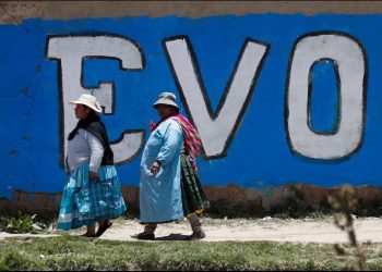 EVO MORALES DENUNCIA CONSPIRACIÓN INTERNACIONAL EN SU CONTRA