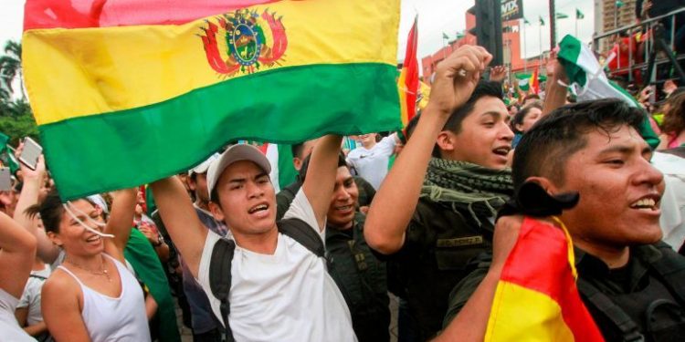 EVO MORALES DESLINDA RESPONSABILIDAD DEL CAOS EN BOLIVIA