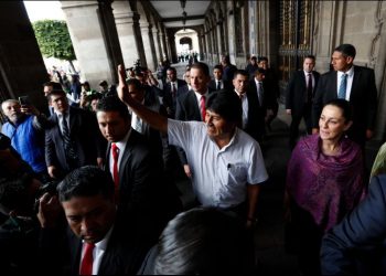 EX ESCOLTAS DE PEÑA NIETO CUIDAN A EVO MORALES
