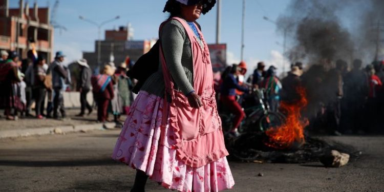 GOBIERNO INTERINO Y ONU BUSCAN PACIFICAR A BOLIVIA