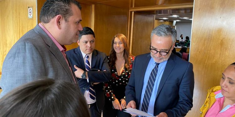 ENCABEZA EDGAR GASCA GESTIONES EN LA CIUDAD DE MÉXICO POR RECURSOS PARA HOSPITALES