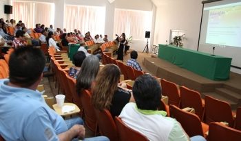 IMPARTEN CONFERENCIA ‘MI MEJOR AÑO’ A SERVIDORES PÚBLICOS