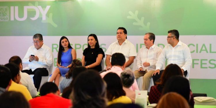INAUGURA SECRETARIO DE EDUCACIÓN SEGUNDO SIMPOSIO NACIONAL DE NEGOCIOS IUDY-IUP 2019