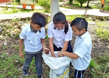 INTENSIFICA EL GOBIERNO DEL ESTADO LA LIMPIEZA DE CENOTES