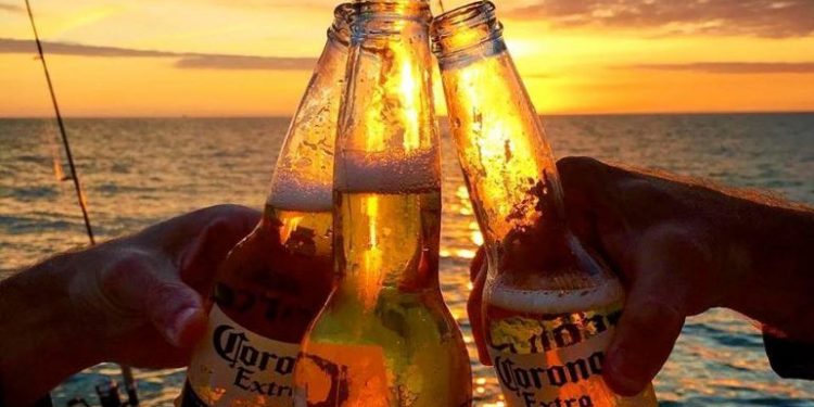 LA CERVEZA CORONA PODRÍA PRODUCIRSE FUERA DE MÉXICO