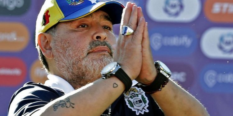 MARADONA RENUNCIA COMO TÉCNICO DE GIMNASIA Y ESGRIMA LA PLATA