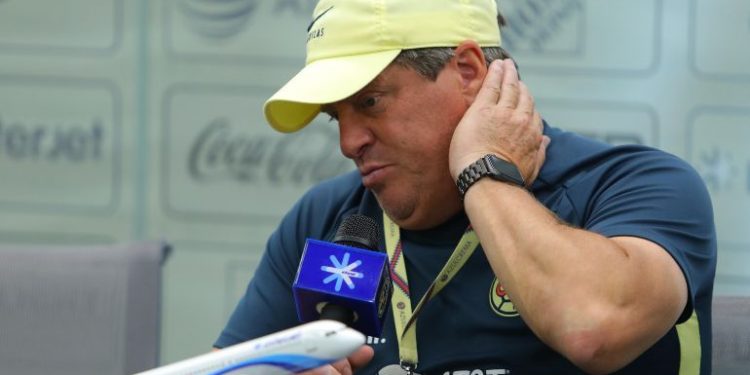MIGUEL HERRERA RECONOCE REGAÑO DE EMILIO AZCÁRRAGA
