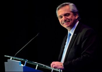 PRESIDENTE ELECTO DE ARGENTINA RENEGOCIA DEUDA CON ACREEDORES
