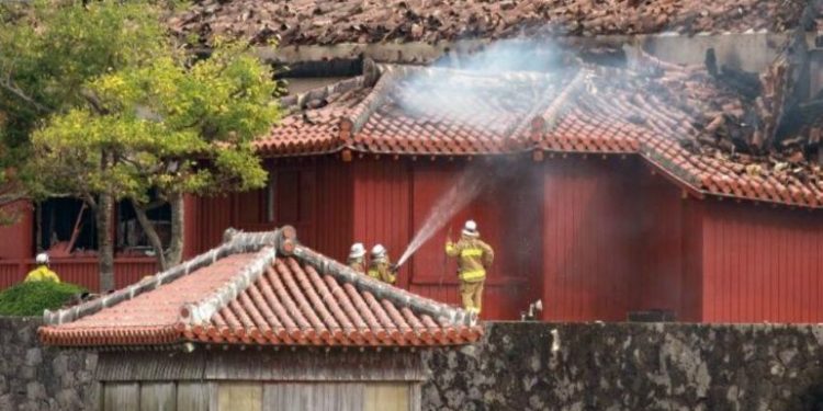 REALIZAN RECAUDACIÓN EN JAPÓN PARA RECONSTRUIR CASTILLO SHURI