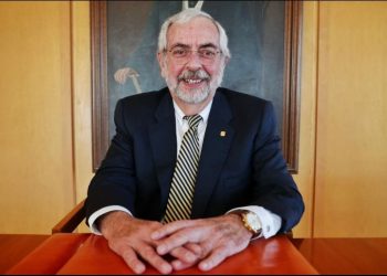 REELIGEN A ENRIQUE GRAUE COMO RECTOR DE LA UNAM