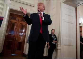 SALVÉ A HONG KONG DE SER BARRIDO «EN 14 MINUTOS»: TRUMP