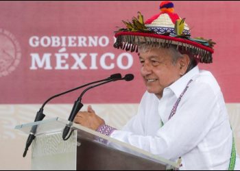 SI PRIORIZAR A INDÍGENAS ES SER RACISTA, QUE ME APUNTEN EN LA LISTA: LÓPEZ OBRADOR