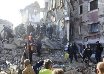 TERREMOTO EN ALBANIA DEJA AL MENOS 15 MUERTOS Y MÁS DE 600 HERIDOS