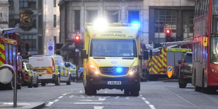 UN DETENIDO, TRAS UN INCIDENTE CON UN CUCHILLO CERCA DEL PUENTE DE LONDRES