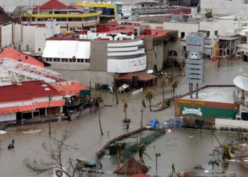 WILMA, UN HURACÁN QUE UNIÓ A LA POBLACIÓN
