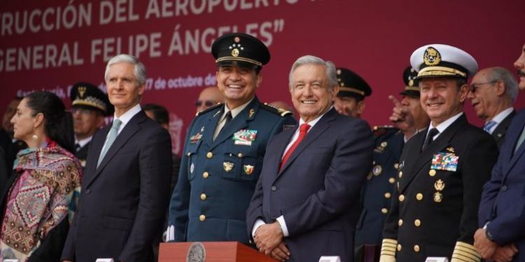 “Hablarán los hechos con Santa Lucía”