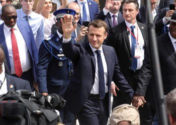 MACRON RENUNCIARÁ A SU FUTURA PENSIÓN DE EXPRESIDENTE AL DEJAR EL CARGO