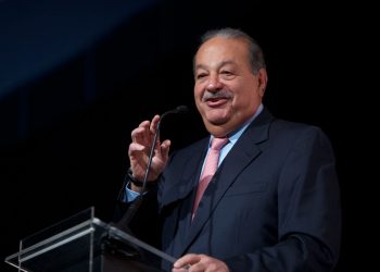 CARLOS SLIM ADQUIERE NEXTEL EN BRASIL POR 905 MDD