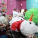 ABUELITOS DE LA “CASA DEL ÁRBOL” FOMENTAN TRADICIONES CON ELABORACIÓN DE PIÑATAS NAVIDEÑAS