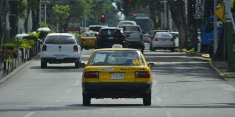 ALERTA SECRETARÍA DE MOVILIDAD SOBRE TAXIS PIRATAS