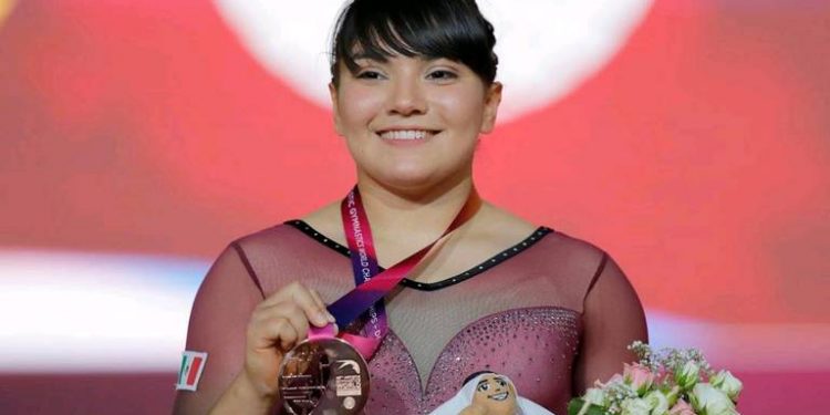 ALEXA MORENO GANA MEDALLA AL MÉRITO DEPORTIVO