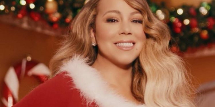 «ALL I WANT FOR CHRISTMAS IS YOU» ALCANZA EL NÚMERO 1 DESPUÉS DE 25 AÑOS