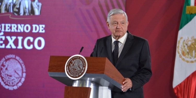 AMLO ANUNCIA UN «¿QUIÉN ES QUIÉN?» EN EL TRATO A TRABAJADORES Y EXHORTA A PAGAR AGUINALDOS
