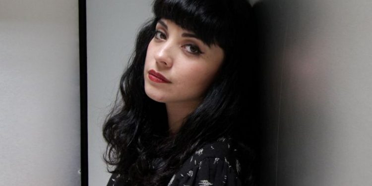 ANUNCIAN ACCIONES CONTRA MON LAFERTE POR DICHOS CONTRA POLICÍAS CHILENOS