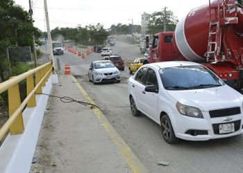 CONTINÚAN TRABAJOS DE MANTENIMIENTO GENERAL DEL PUENTE DE CASA BLANCA