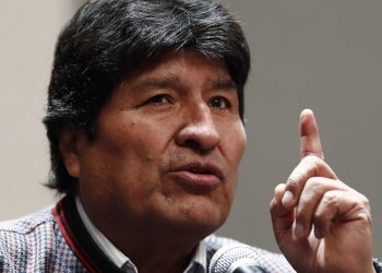 EVO MORALES LLEGA A ARGENTINA EN «OPERATIVO SECRETO»