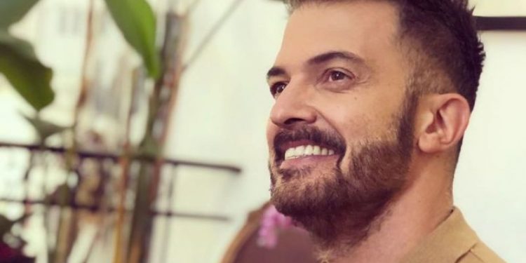 FERNANDO DEL SOLAR ESTÁ HOSPITALIZADO POR PROBLEMA PULMONAR, ASEGURA MÁNAGER