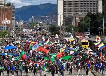 HUELGA CONTRA IVÁN DUQUE PARALIZA CIUDADES DE COLOMBIA