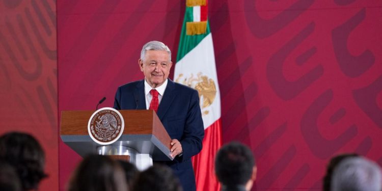 EL PUEBLO DECIDIRÁ SOBRE EL TREN MAYA: LÓPEZ OBRADOR