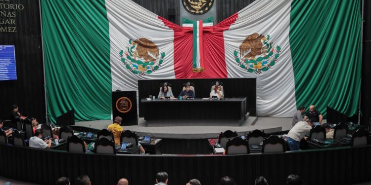 CONCLUYE PRIMER PERIODO ORDINARIO DE SESIONES