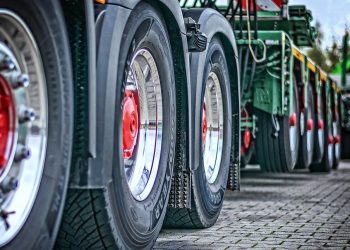 INCREMENTAN PRODUCCIÓN Y EXPORTACIÓN DE CAMIONES