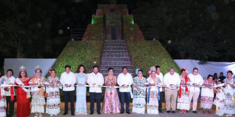 INICIA LA EDICIÓN 35 DE LA FERIA DE LA NARANJA DE OXKUTZCAB