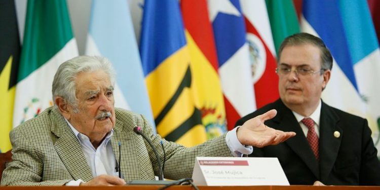 JOSÉ MUJICA LLAMA A COMBATIR EL ODIO EN MÉXICO