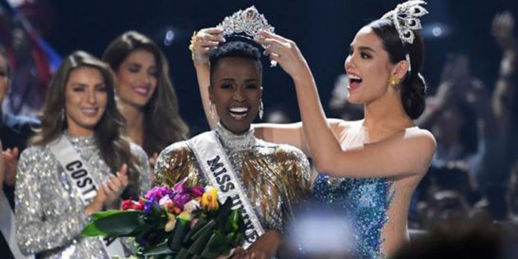 LA SUDAFRICANA ZOZIBINI TUNZI ES MISS UNIVERSO 2019