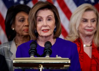 PELOSI ANUNCIA FIN DE NEGOCIACIONES COMERCIALES CON CANADÁ Y MÉXICO