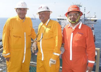 RECORRE AMLO PLATAFORMA XIKIN, UBICADO EN AGUAS DEL GOLFO DE MÉXICO
