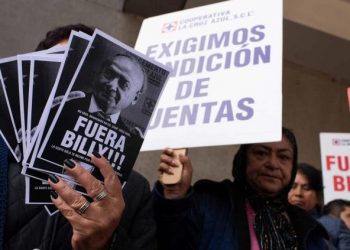 SOCIOS PIDEN DESTITUCIÓN DE BILLY ÁLVAREZ DE COOPERATIVA CRUZ AZUL